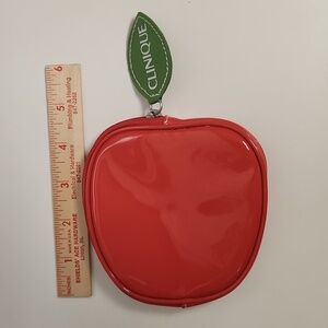 Clinique zip pouch NWOT multiple ways too use this adorable pouch